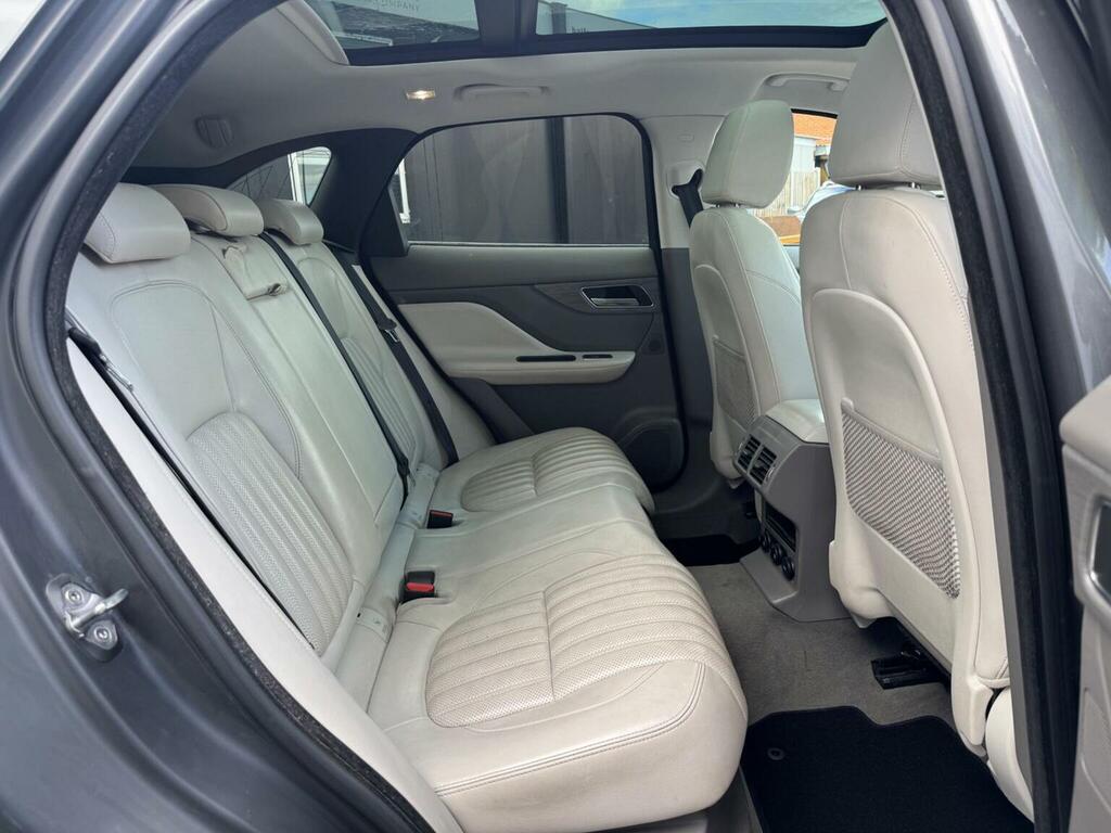 Jaguar F-Pace 3.0 D300 V6 S Awd Euro 6 Ss Red #13