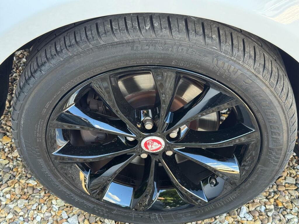 Jaguar XF 2.0D Portfolio White #23
