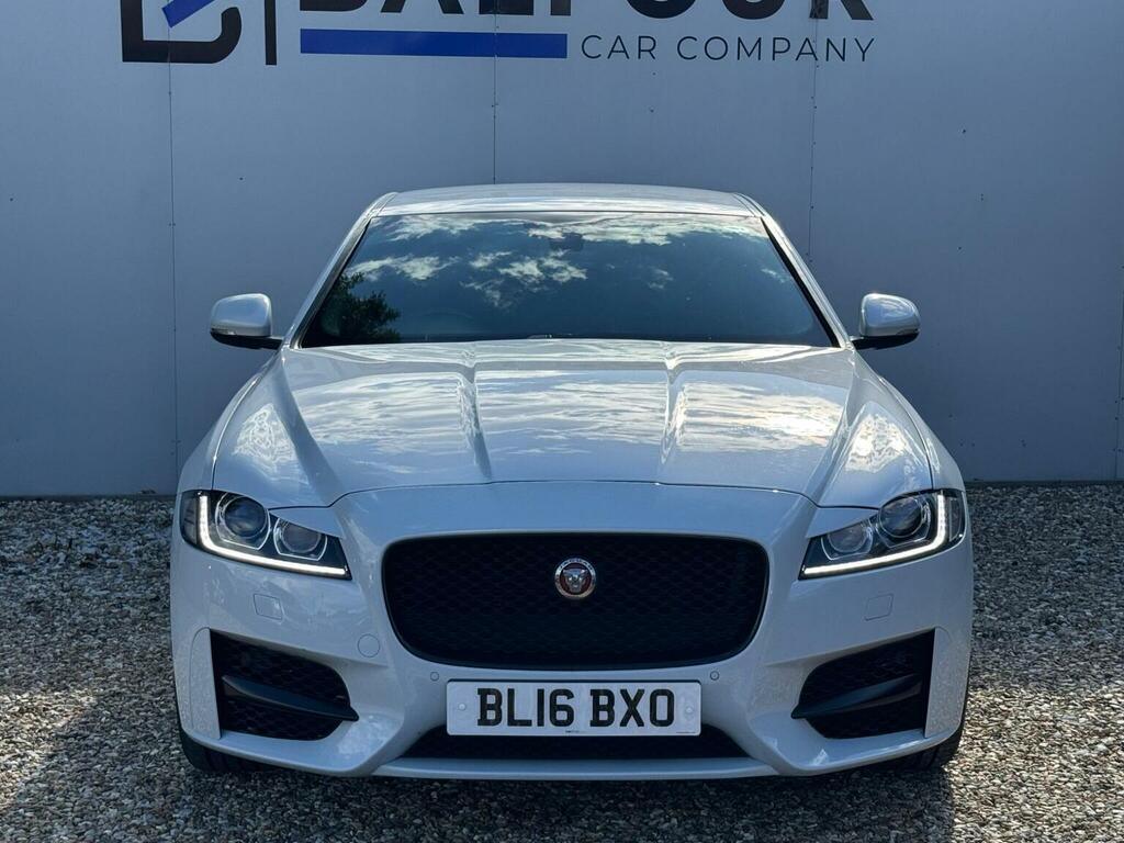 Jaguar XF 2.0D Portfolio White #2