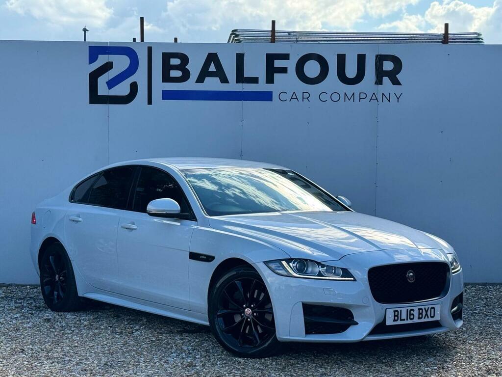 Jaguar XF 2.0D Portfolio White #1