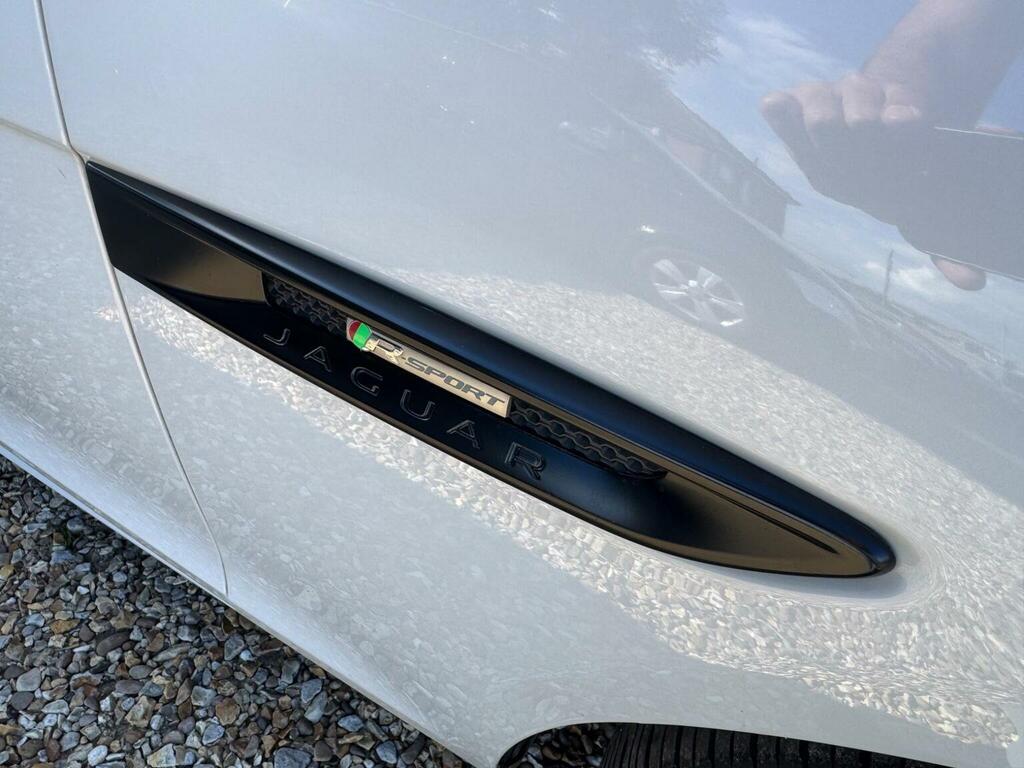 Jaguar XF 2.0D Portfolio White #31