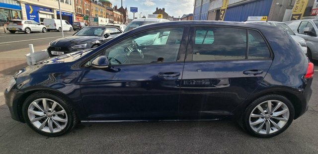 Volkswagen Golf 1.4 Tsi Bluemotion Tech Act Gt Hatchback Petro HG13UJK Blue #4