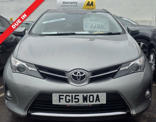 Toyota Auris 1.6 V-matic Icon Plus Hatchback Petr Grey