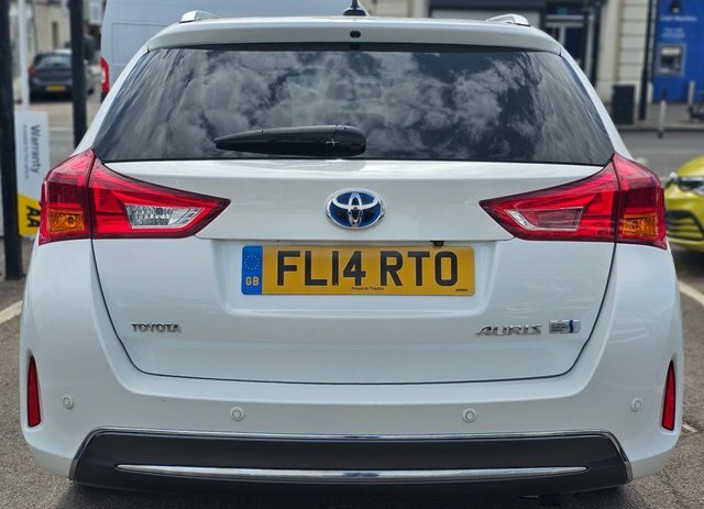 Toyota Auris 1.8 Vvt-h Excel Touring Sports Hybrid C FL14RTO White #6