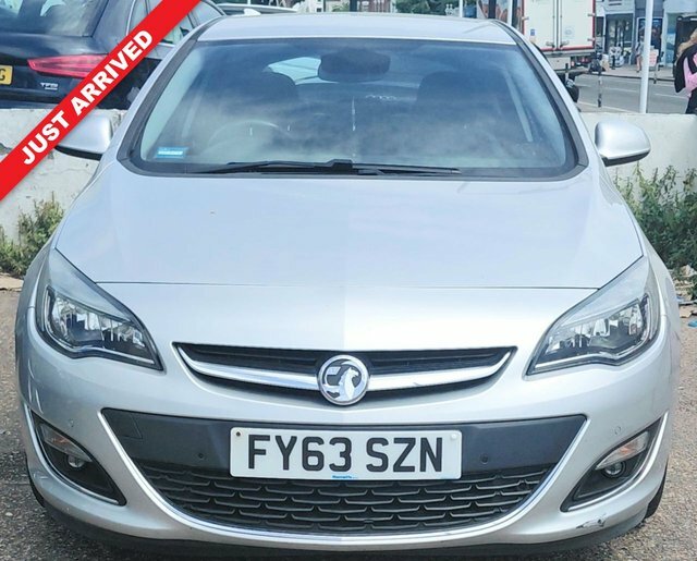 Vauxhall Astra 1.6 16V Elite Hatchback Silver