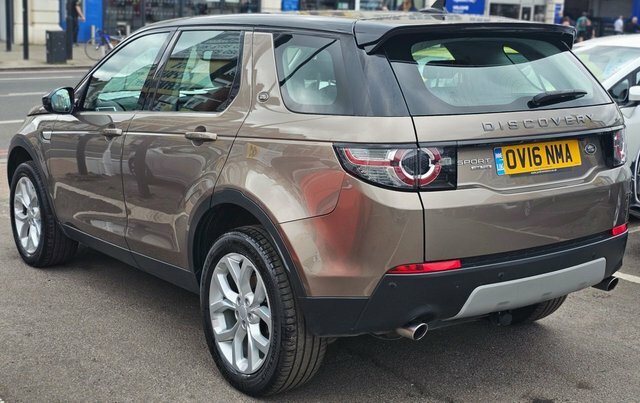 Land Rover Discovery Sport 7 Seater 2.0 Td4 Hse Suv OV16NMA Brown #5