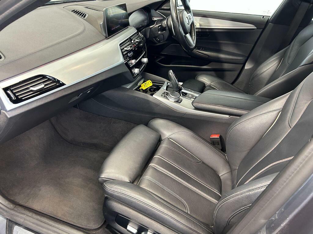 BMW 5 Series 520I Se Blue #23