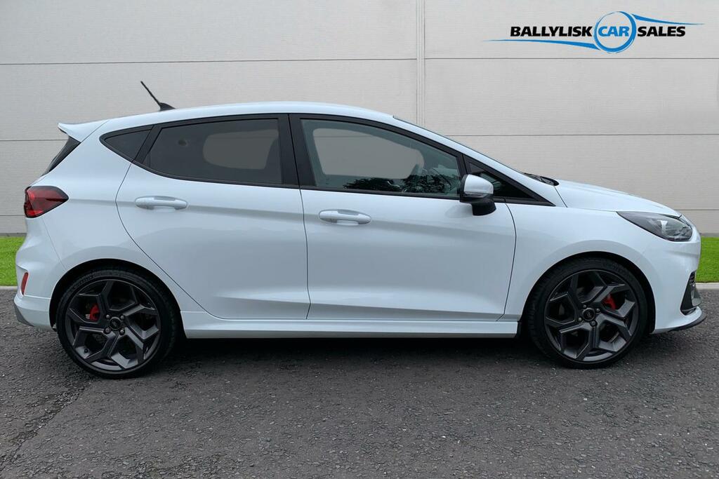 Ford Fiesta 1.5T Ecoboost St-3 In Frozen White With 24K TXZ7162 White #3