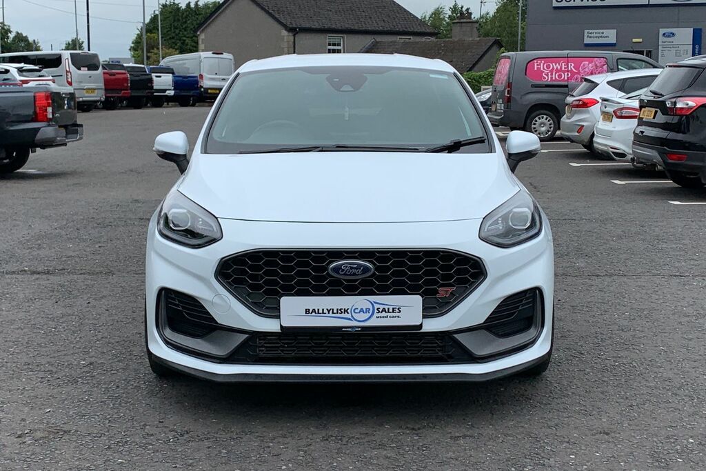 Ford Fiesta 1.5T Ecoboost St-3 In Frozen White With 24K TXZ7162 White #4