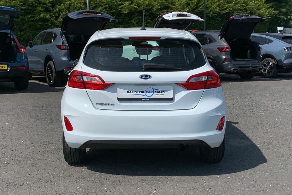 Ford Fiesta 1.1 Ti-vct 85Ps Zetec In White With 46K White #5