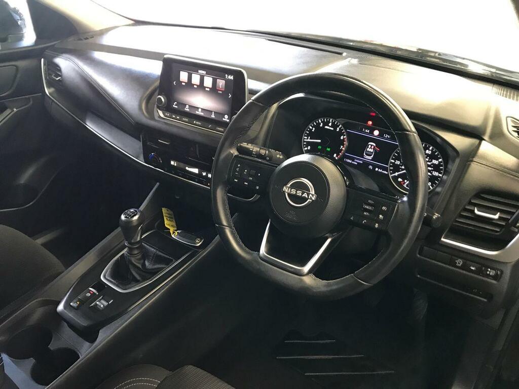 Nissan Qashqai 1.3 Dig-t Mh Acenta Premium SXZ4834 Black #3