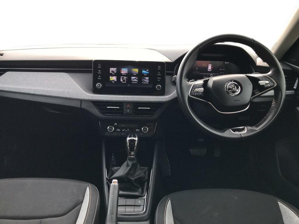 Skoda Kamiq 1.5 Tsi Se Dsg GL24FHO Silver #4