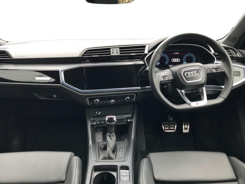 Audi Q3 35 Tfsi Black Edition S Tronic 20 Alloy MH24CHX White #4