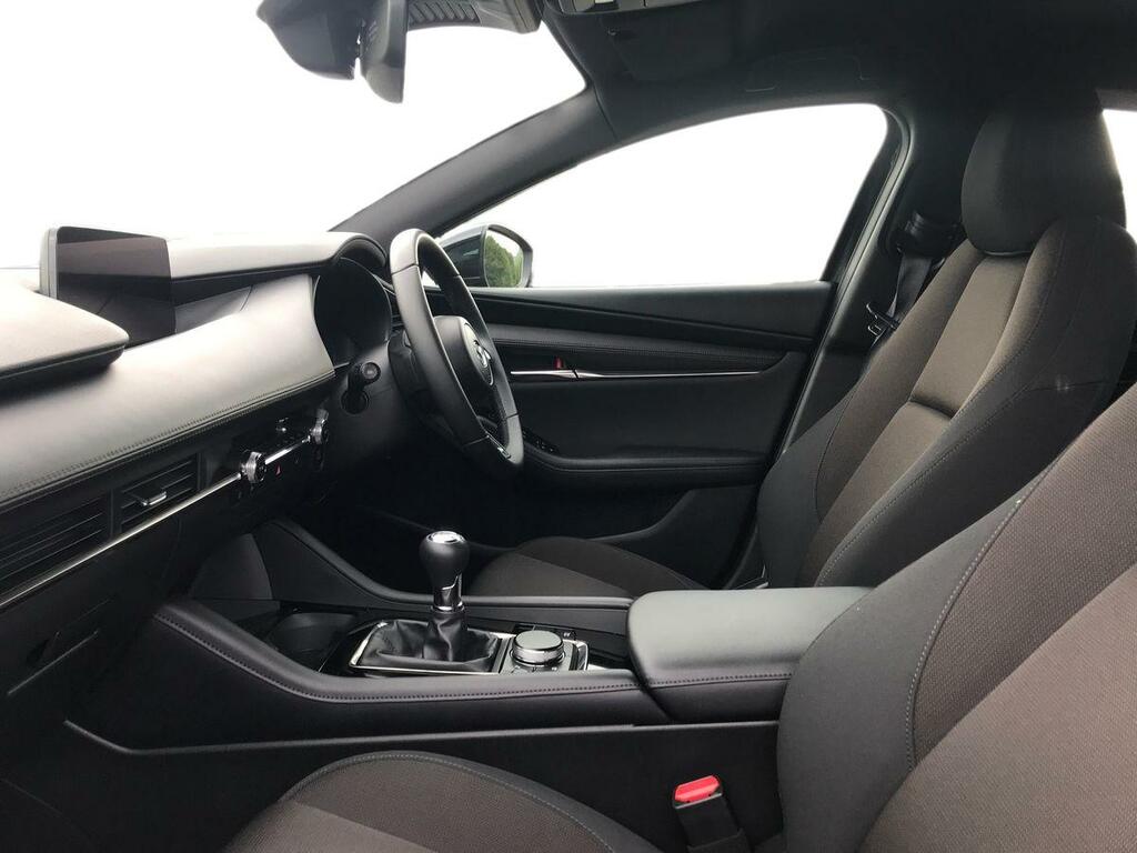 Mazda 3 2.5 E-skyactiv G Mhev 140 Centre-line BT25XXP Black #6