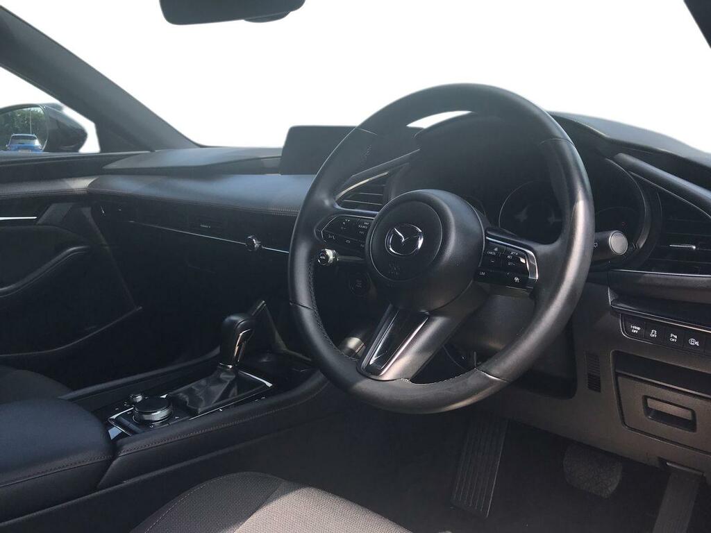 Mazda 3 2.5 E-skyactiv G Mhev 140 Homura Red #4