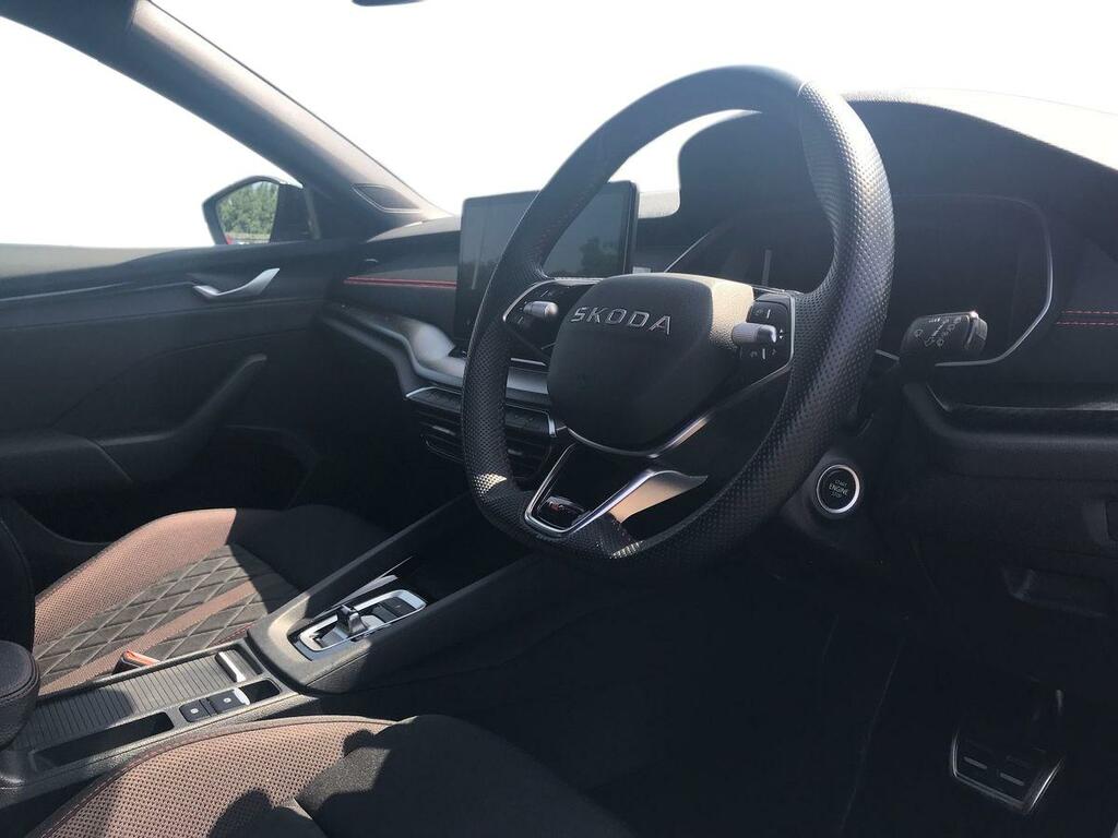 Skoda Octavia 2.0 Tsi Vrs Dsg Black #4