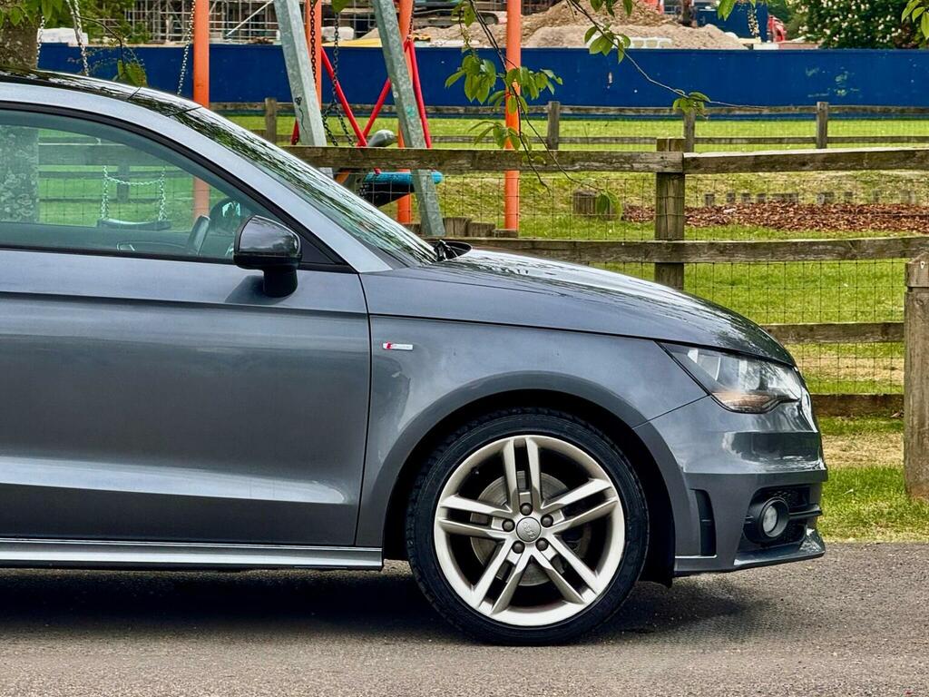 Audi A1 1.4 Tfsi S Line S Tronic 2011 Red #25