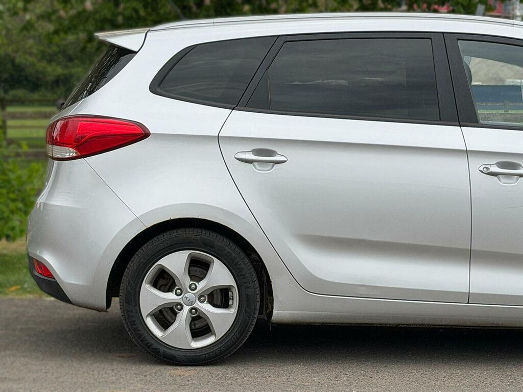 Kia Carens Silver #12