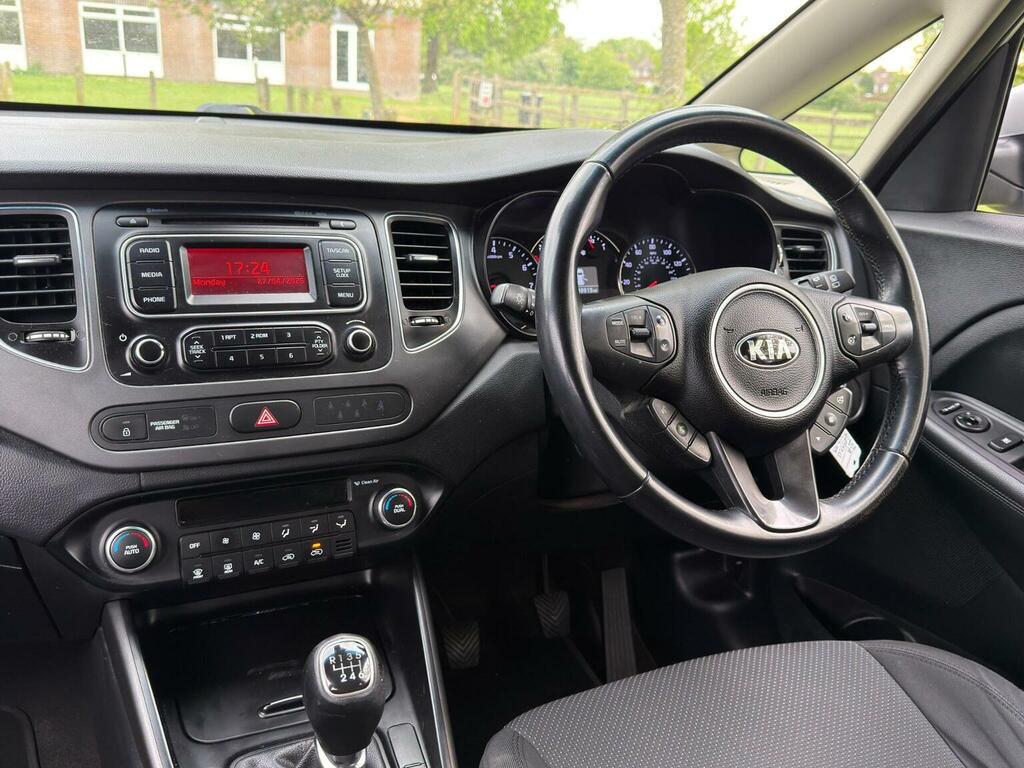 Kia Carens Silver #23