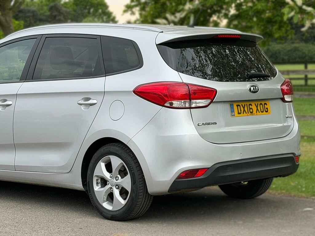 Kia Carens Silver #11