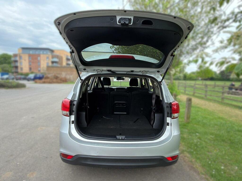 Kia Carens Silver #19