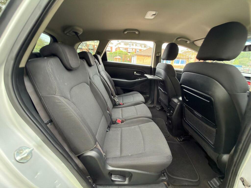 Kia Carens Silver #30