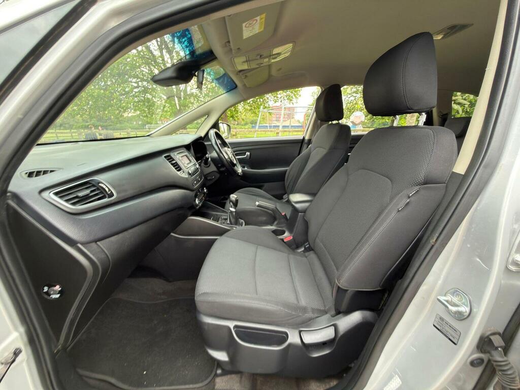 Kia Carens Silver #27
