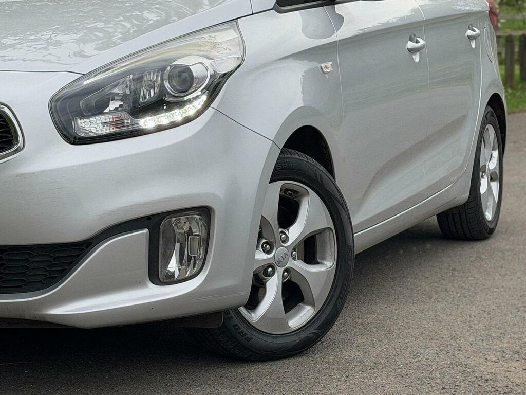 Kia Carens Silver #18