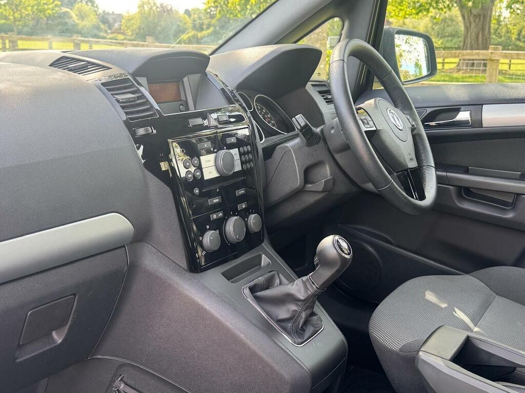 Vauxhall Zafira 2.0 Cdti Elite Black #21