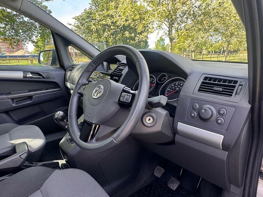 Vauxhall Zafira 2.0 Cdti Elite Black #18