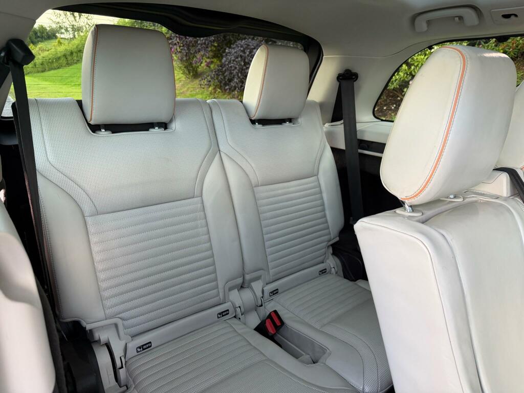 Land Rover Discovery First Edition Black #25