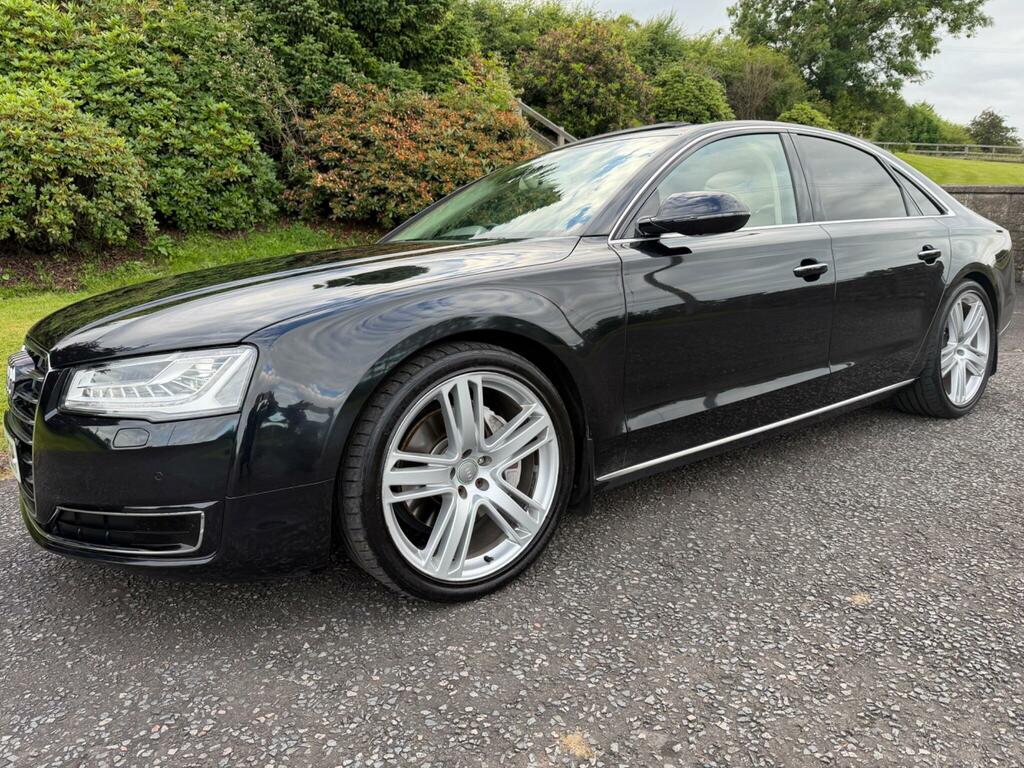 Audi A8 Sport Executive Black #4