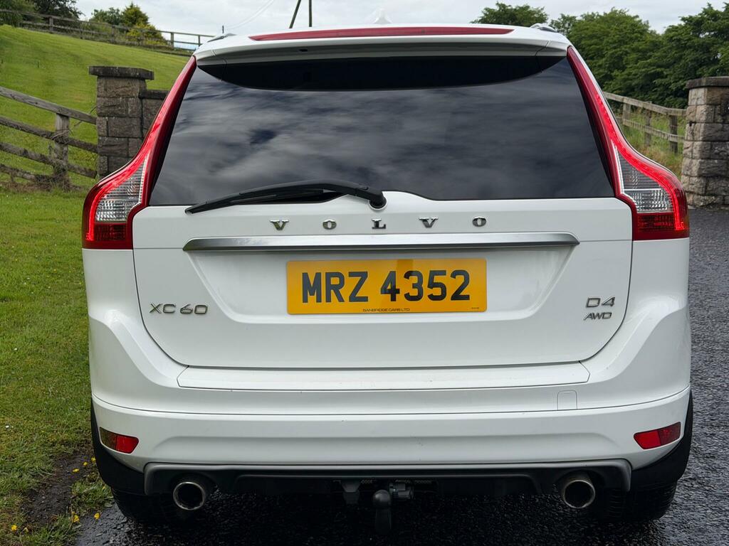 Volvo XC60 R-design White #6