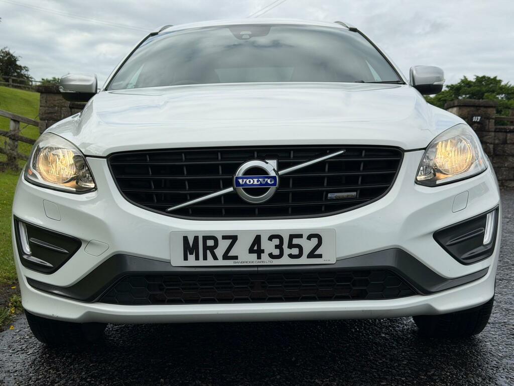 Volvo XC60 R-design White #3