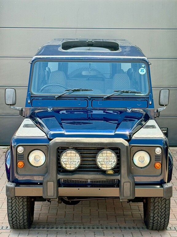 Land Rover Defender 110 110 2.5 Td5 County Green #2