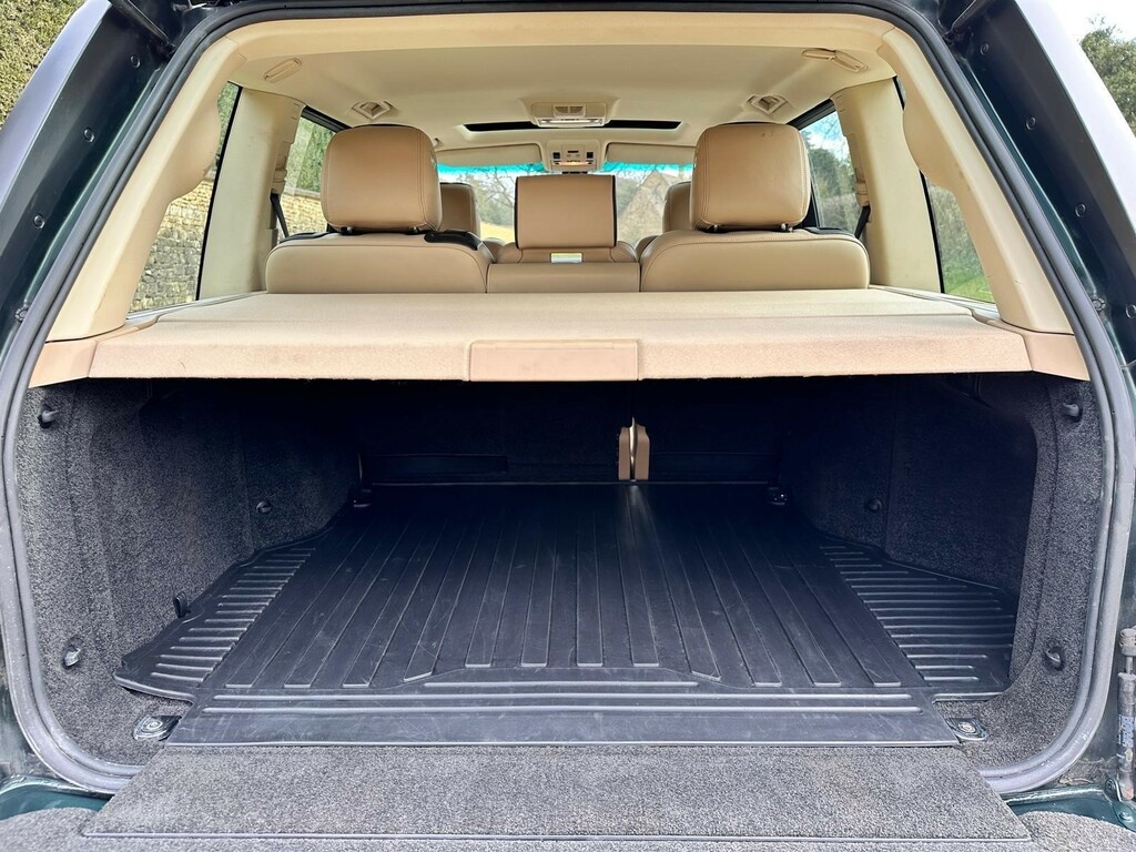 Land Rover Range Rover  Black #12