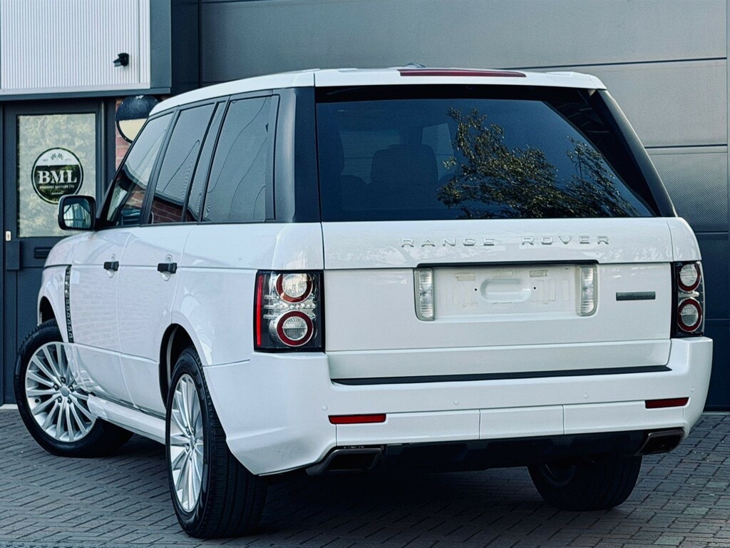 Land Rover Range Rover 4.4 Td V8 Vogue Black #6