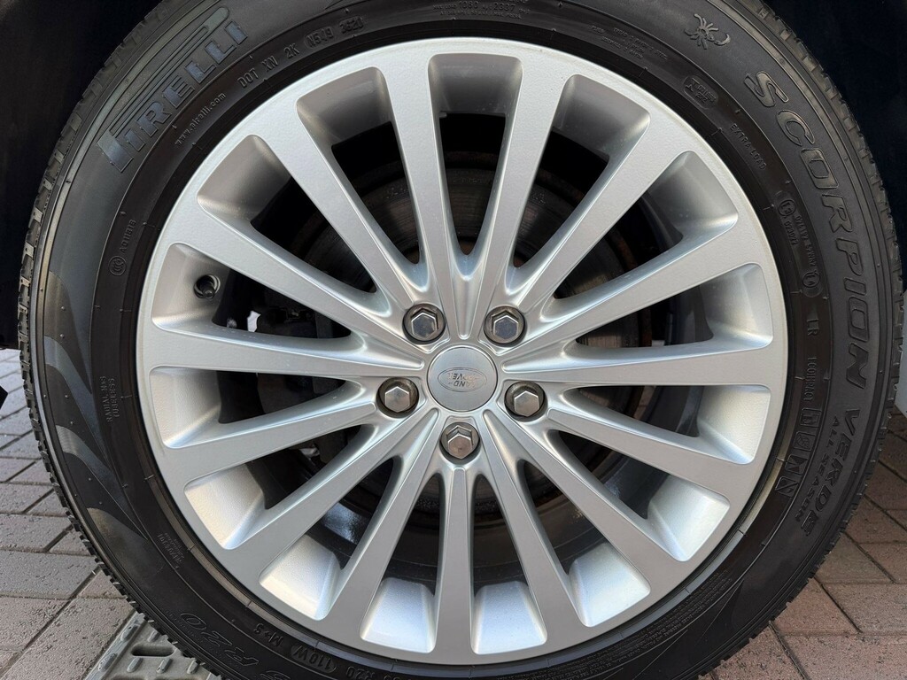 Land Rover Range Rover 4.4 Td V8 Vogue Black #22