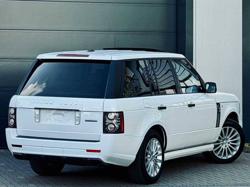 Land Rover Range Rover 4.4 Td V8 Vogue Black #7