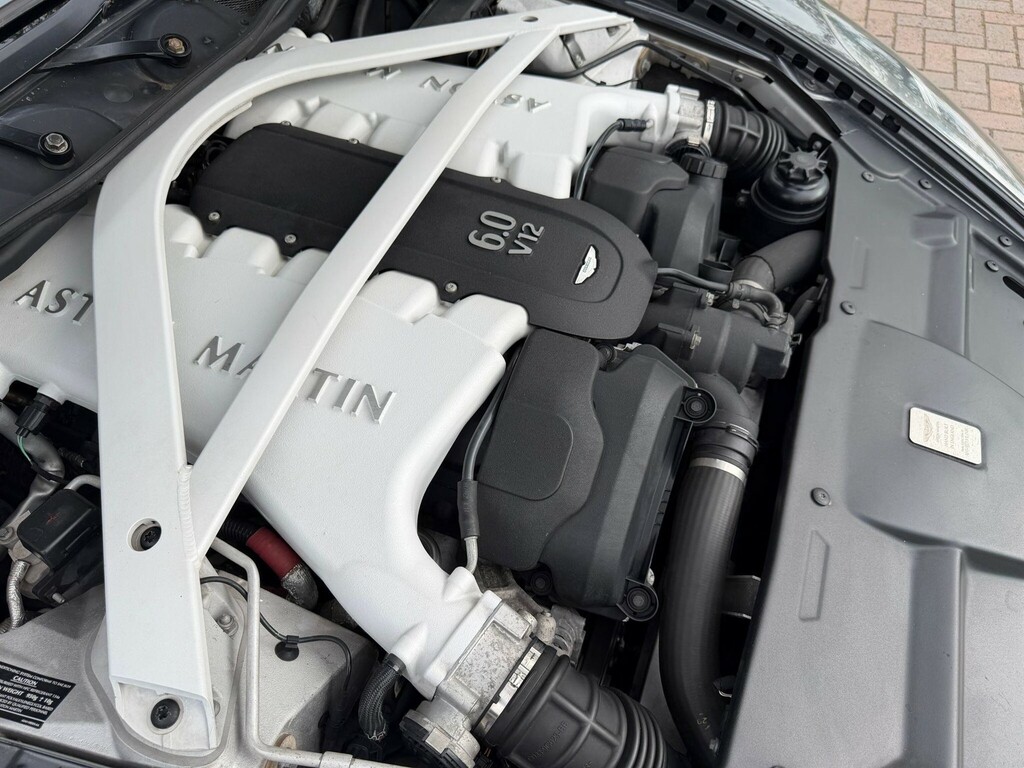 Aston Martin Rapide V12 552 Touchtronic III  #19