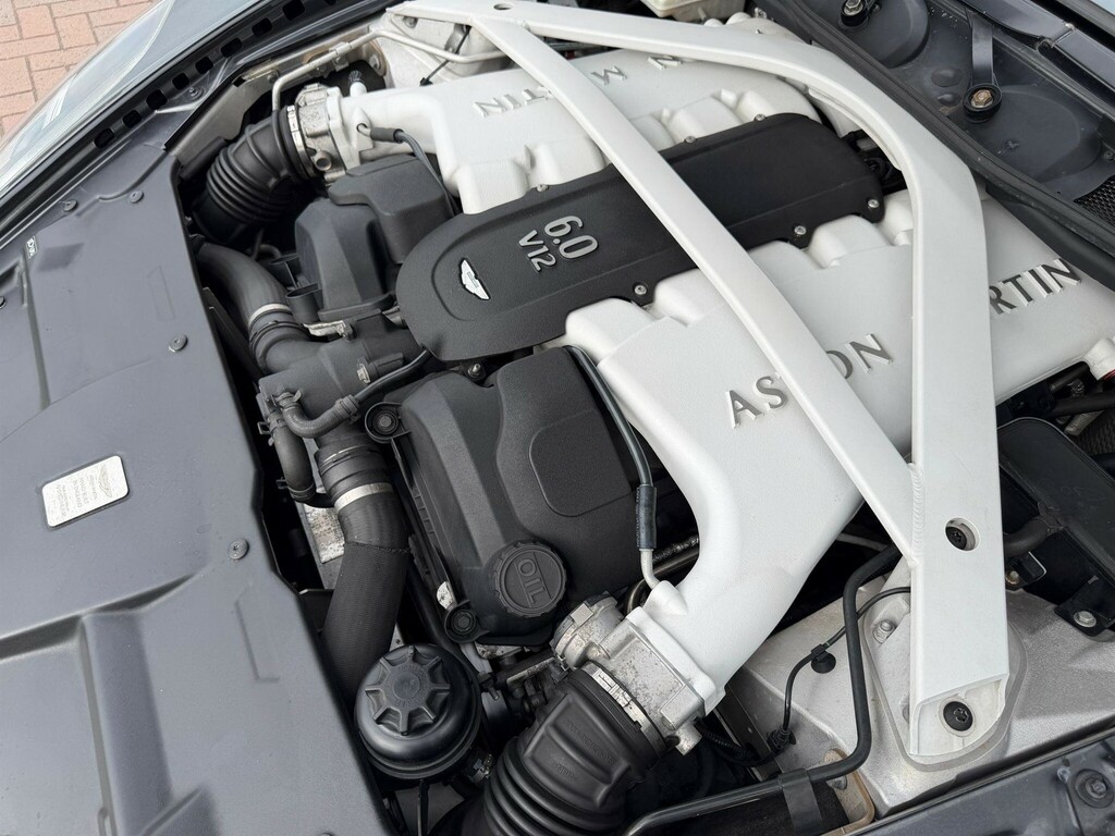 Aston Martin Rapide V12 552 Touchtronic III  #9