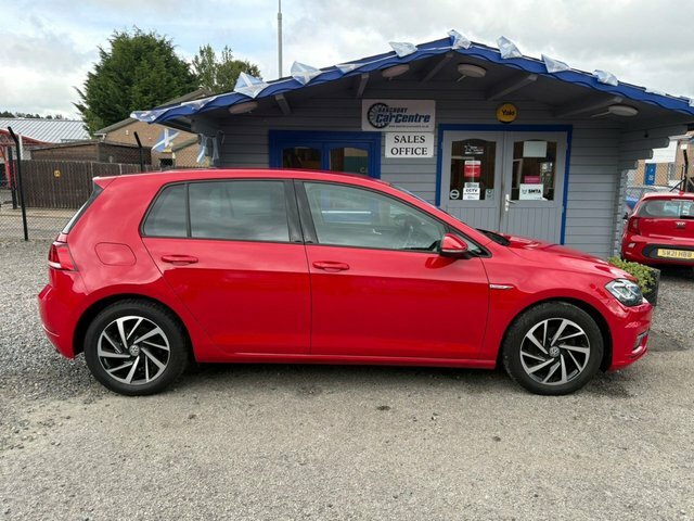 Volkswagen Golf 2020 1.5 Tsi Evo Match Edition Hatchback Petro Red #3