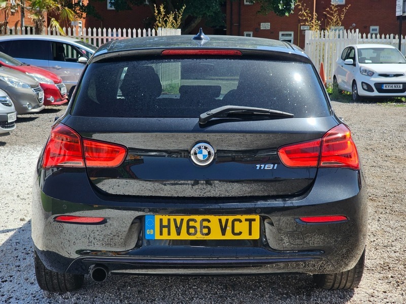 BMW 1 Series 1.5 118I Sport Euro HV66VCT Black #6