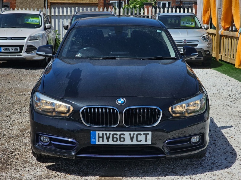 BMW 1 Series 1.5 118I Sport Euro HV66VCT Black #2