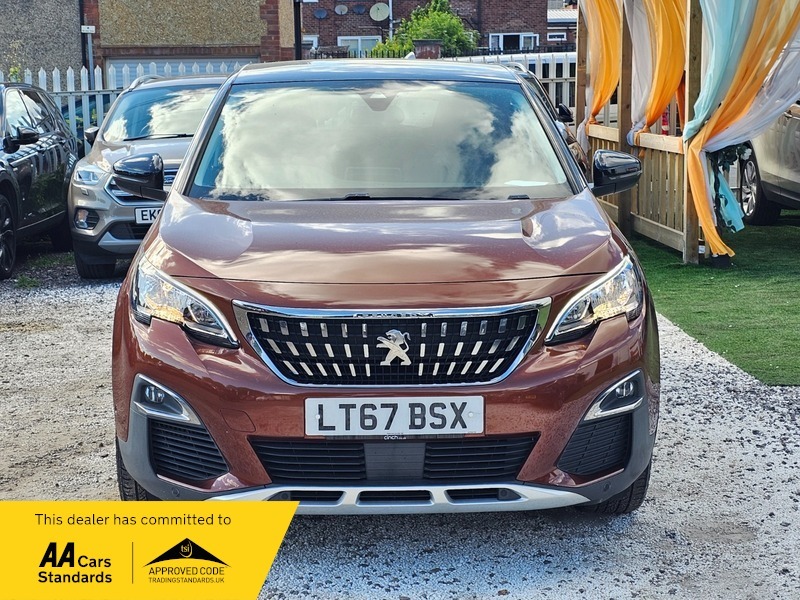 Peugeot 3008 1.2 Puretech Allure Eat LT67BSX Brown #2