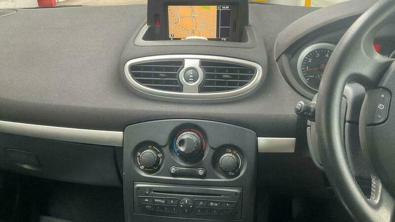 Renault Clio 1.2 Dynamique Tomtom Euro Black #3
