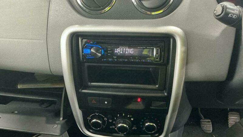 Dacia Duster 1.6 Access Euro 5 White #3