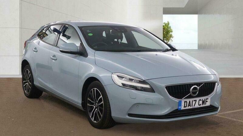 Volvo V40 2.0 D2 Momentum Nav Blue
