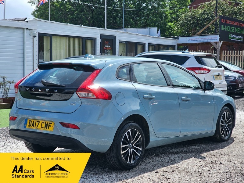 Volvo V40 2.0 D2 Momentum Nav DA17CWF Blue #5