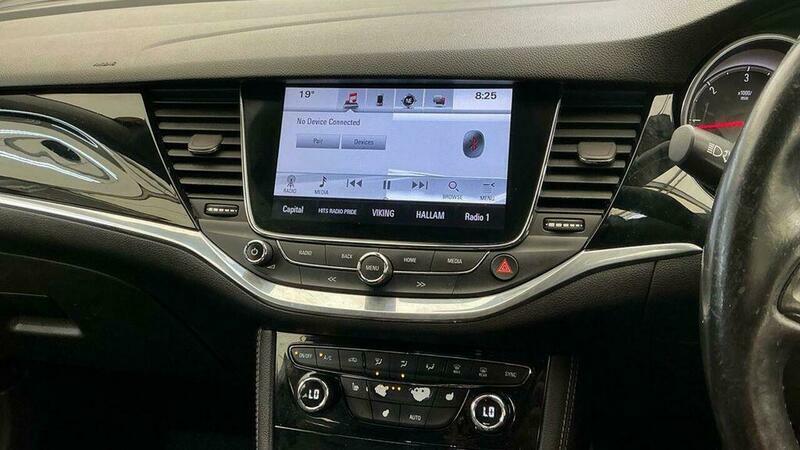 Vauxhall Astra 1.6 Cdti Blueinjection Elite FL66BDE Black #3